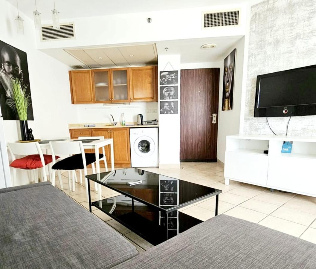 Go To Apartments In Leonardo Бат-Ям Екстер'єр фото