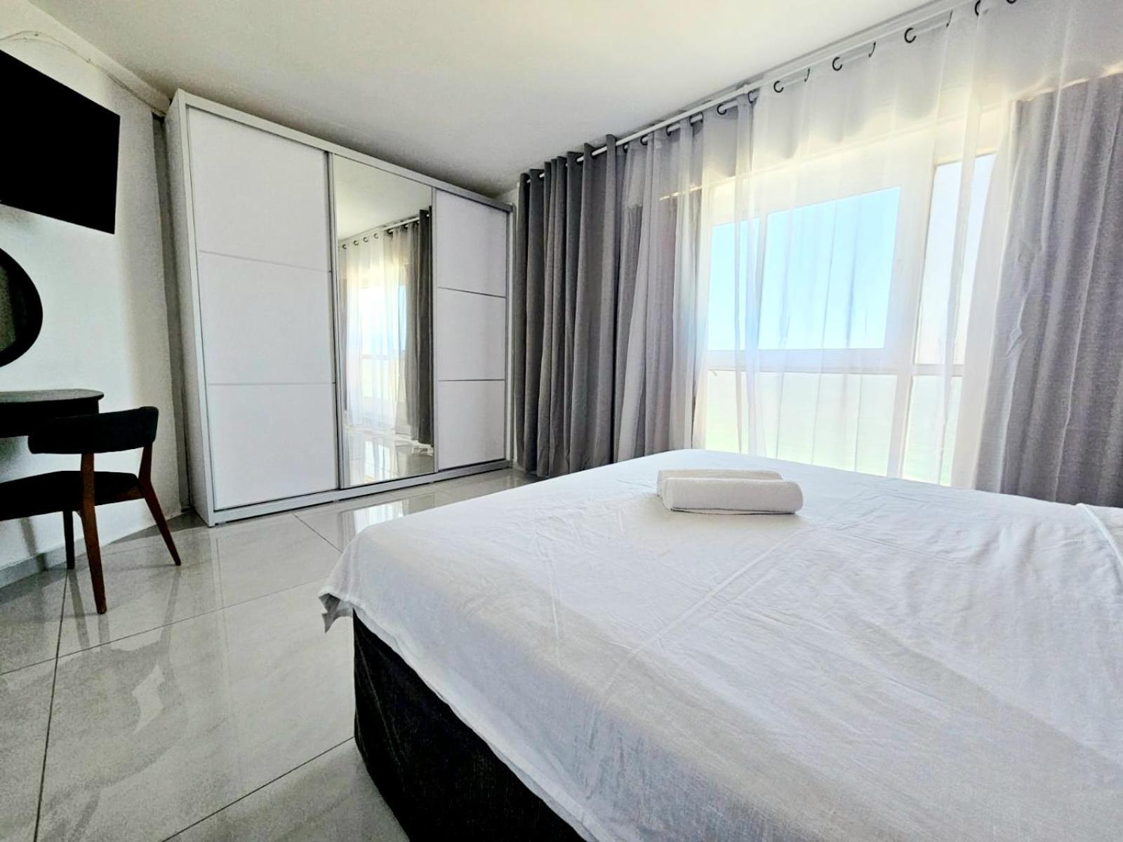 Go To Apartments In Leonardo Бат-Ям Екстер'єр фото